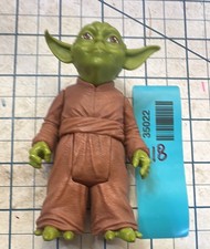 Star Wars Saga Collection Yoda Action Figure