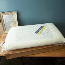 Sealy Dreamlife King Size Memory Foam Cooling Pillow with SealyChill Cooling Gel