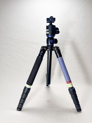 Benro Induro Tripod with BHL2 Ballhead - includes case, grips, no plate