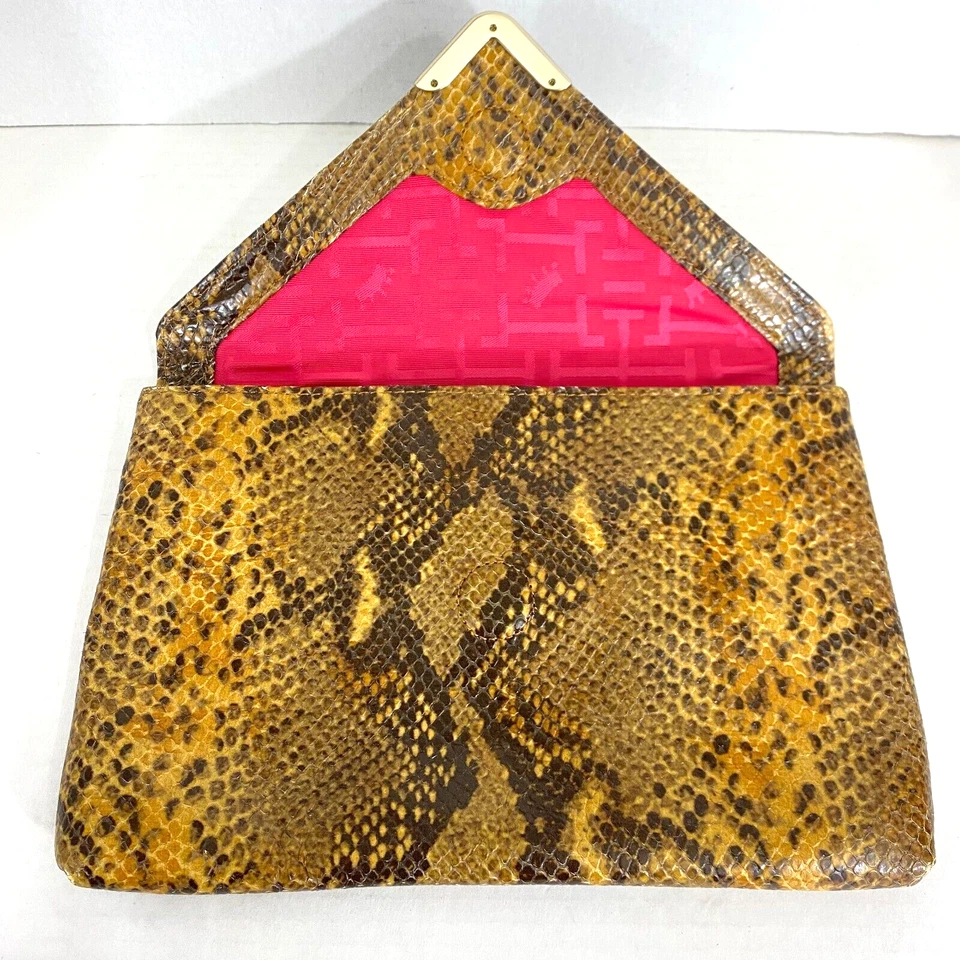 Elaine Turner Clutch Faux Snakeskin Pebbled Magnetic Closure Envelope Mobwife - Image 2 of 4