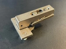 NEW! GRASS 1000 Series Clip-On Hinge – Free Swing | Perfect Condition