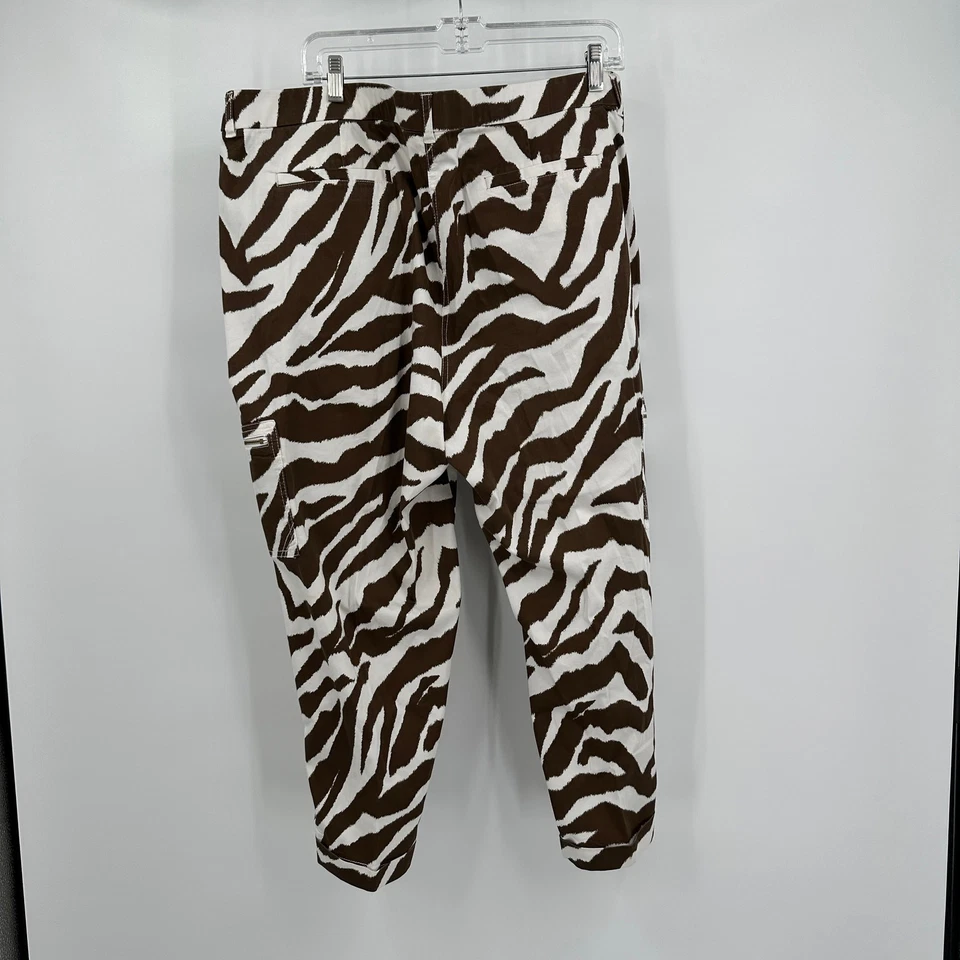 Chicos Womens Pants Size 4 US 2X Brown White Zebra Stripe Animal Print Cropped - Image 2 of 4
