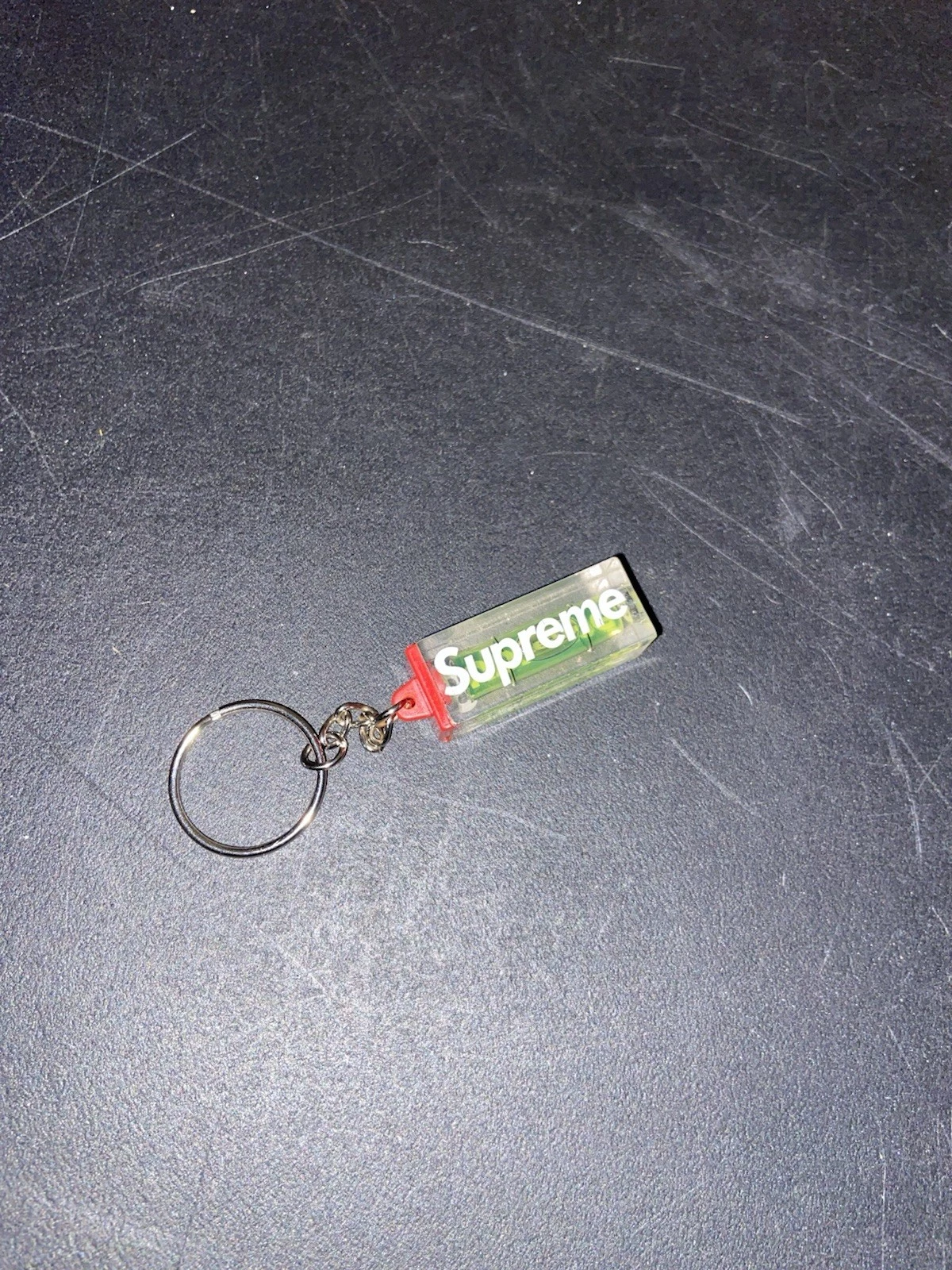 Logo boîte porte clés niveau suprême   transparent   FW18   Neuf