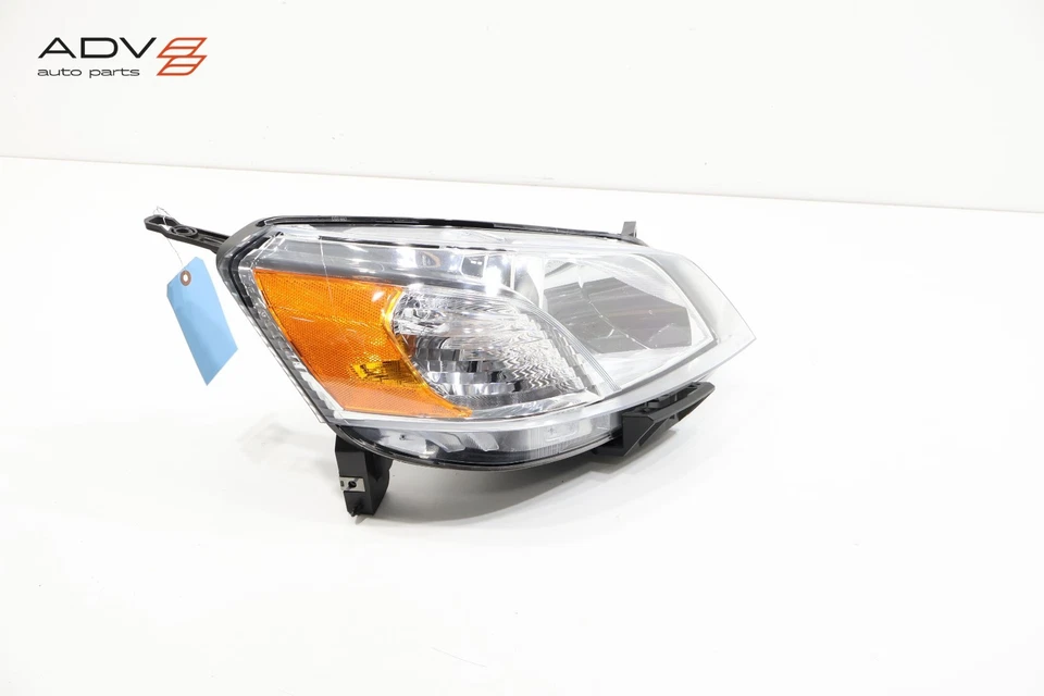 Faro delantero derecho pasajero Nissan NV200 2013-2021 LUZ OEM Foto 2 de 4
