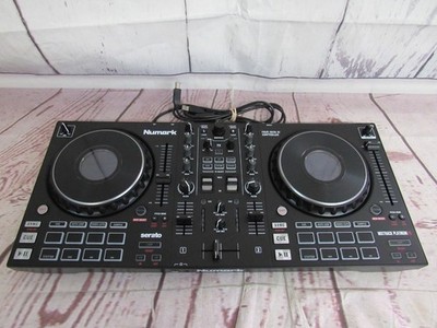Numark MIXTRACK Platinum FX 4-deck/2-channel Serato DJ Lite Controller