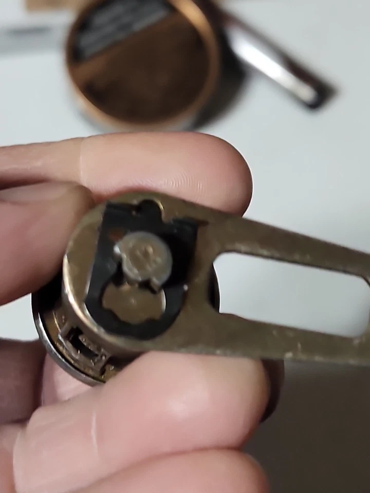 Chevrolet Olds Pontiac 1960-1969 Juego de cilindros de bloqueo de puerta con 2 llaves Nuevo de Lote Antiguo GM BRIGGS Foto 4 de 4