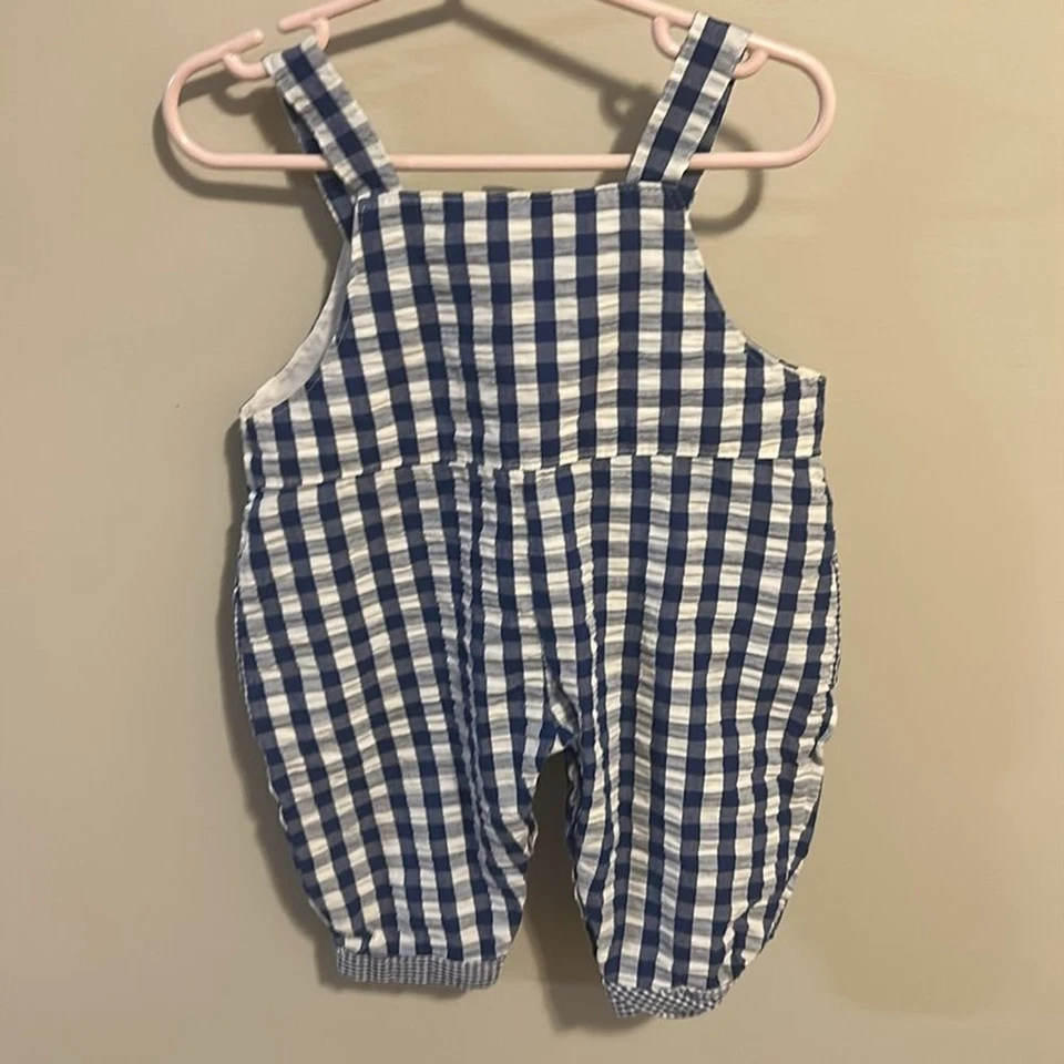 男宝宝缩褶纽扣连体裤。 尺寸 3-6 个月 — 第 4/4 张图片