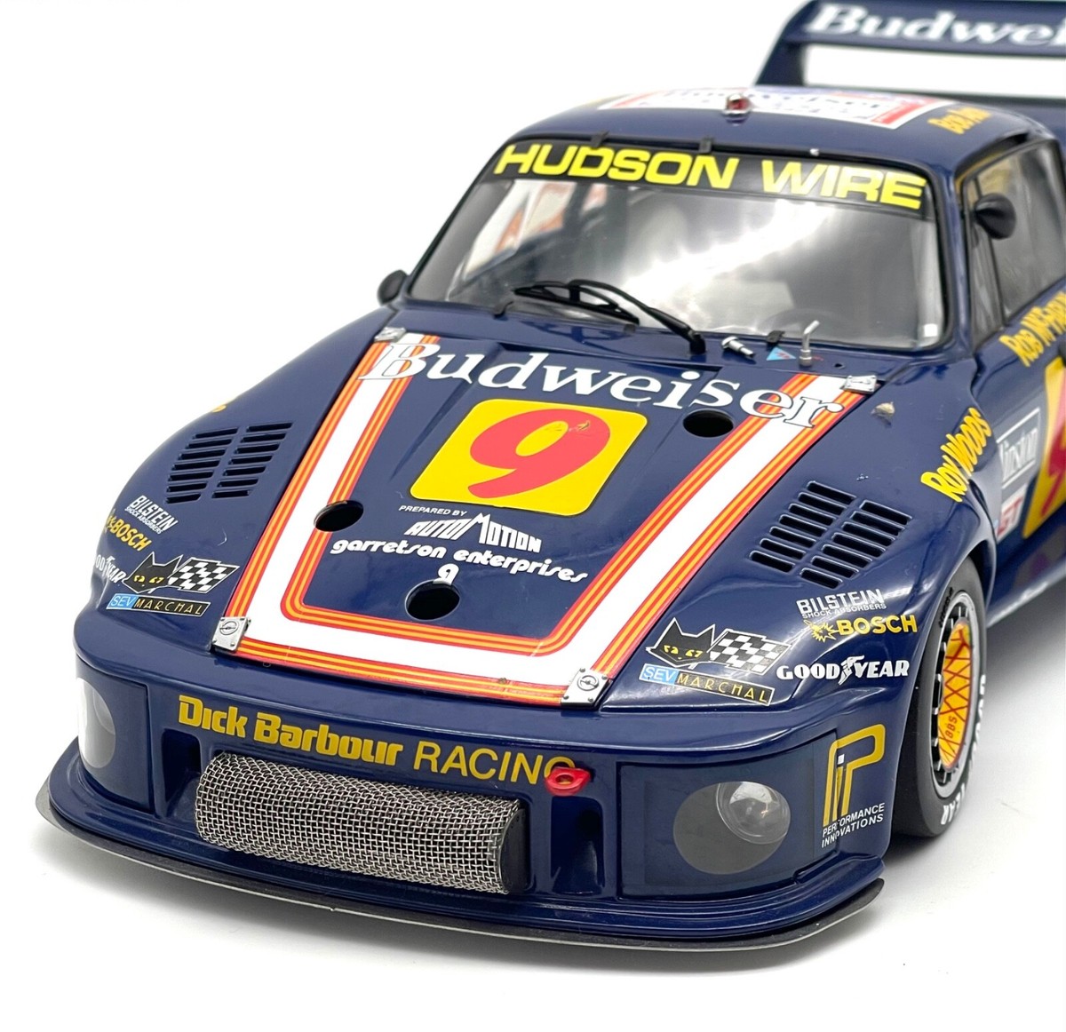 Exoto Porsche 935 Turbo 1:18 - Vainqueur 12h Sebring 1979 #9 Budweiser - RLG19104