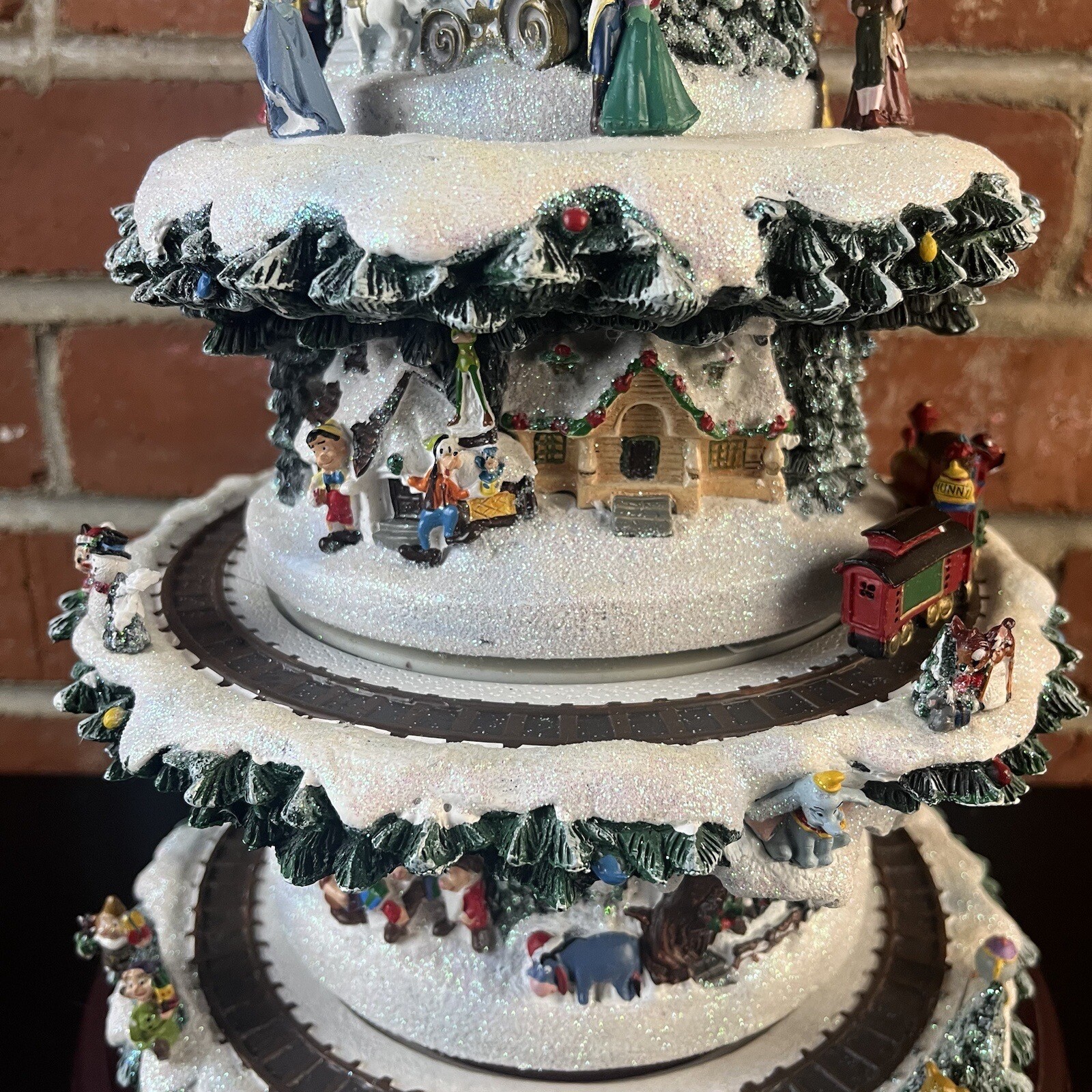 Bradford Exchange Disney Tabletop Christmas Tree The Wonderful World