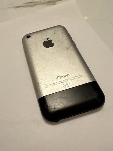 Apple iPhone 1st Generation - 8GB - Black (AT&T) A1203 (GSM) D1 - Picture 17 of 19