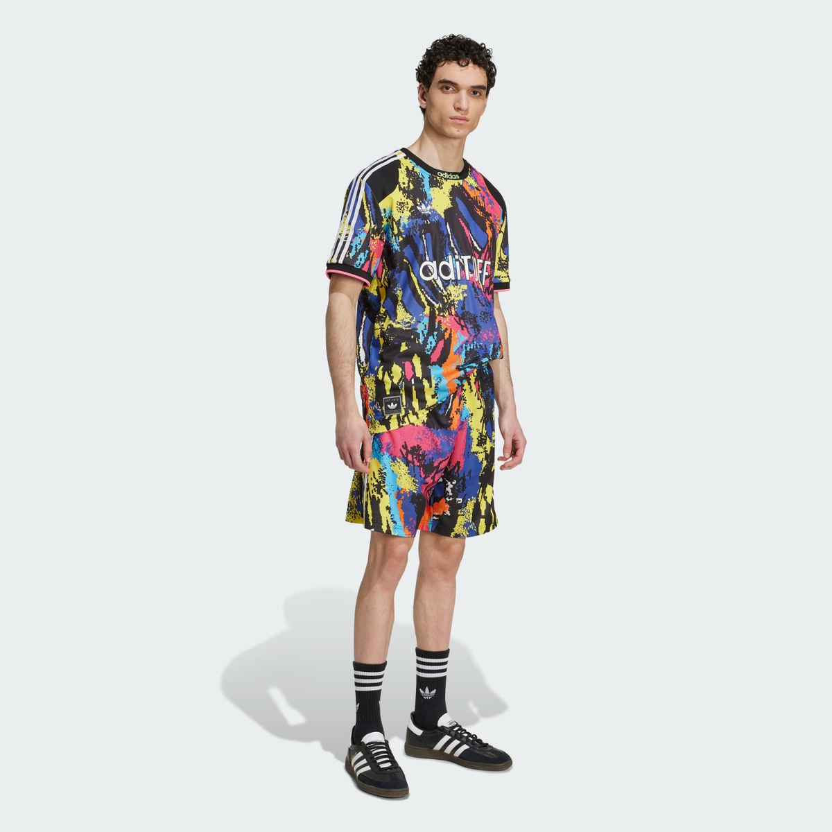 PRIOAURE カラフルシャツ サイズ48上下 adidas Originals Archive Jersey Multicolor Bright Yellow
