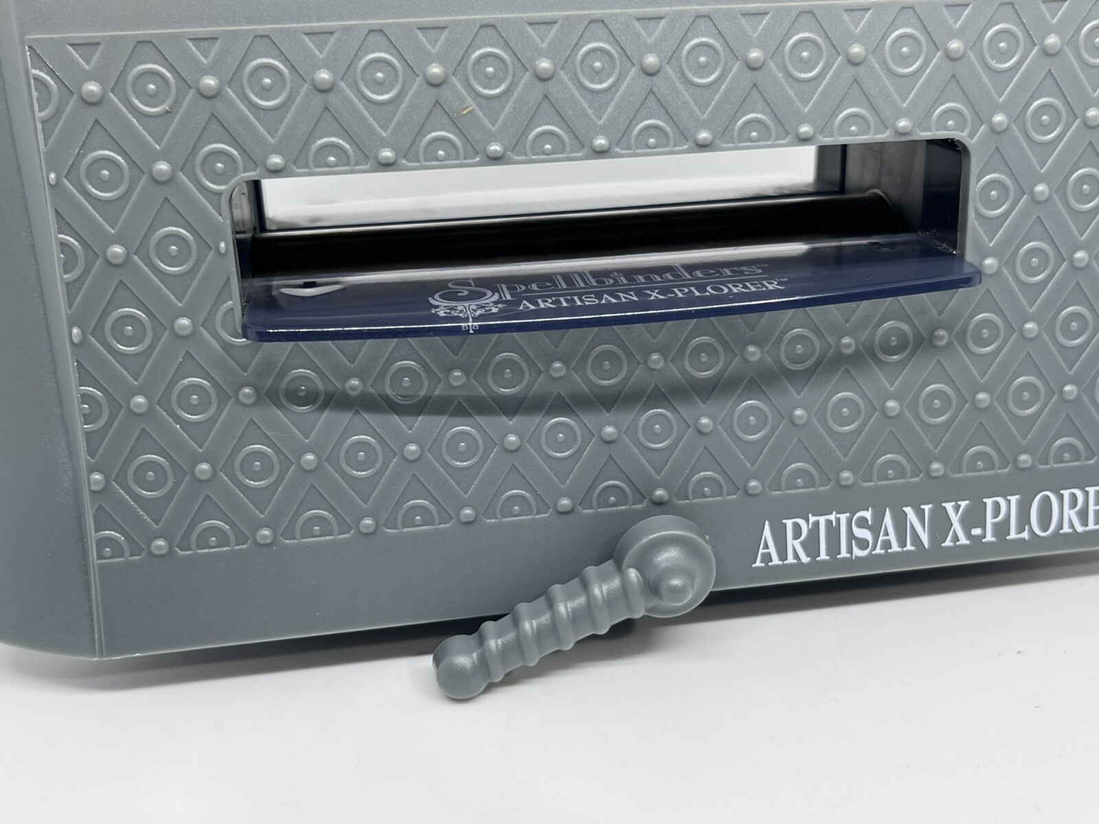 Spellbinders Artisan XPlorer Die Cutting Embossing Pressing Machine