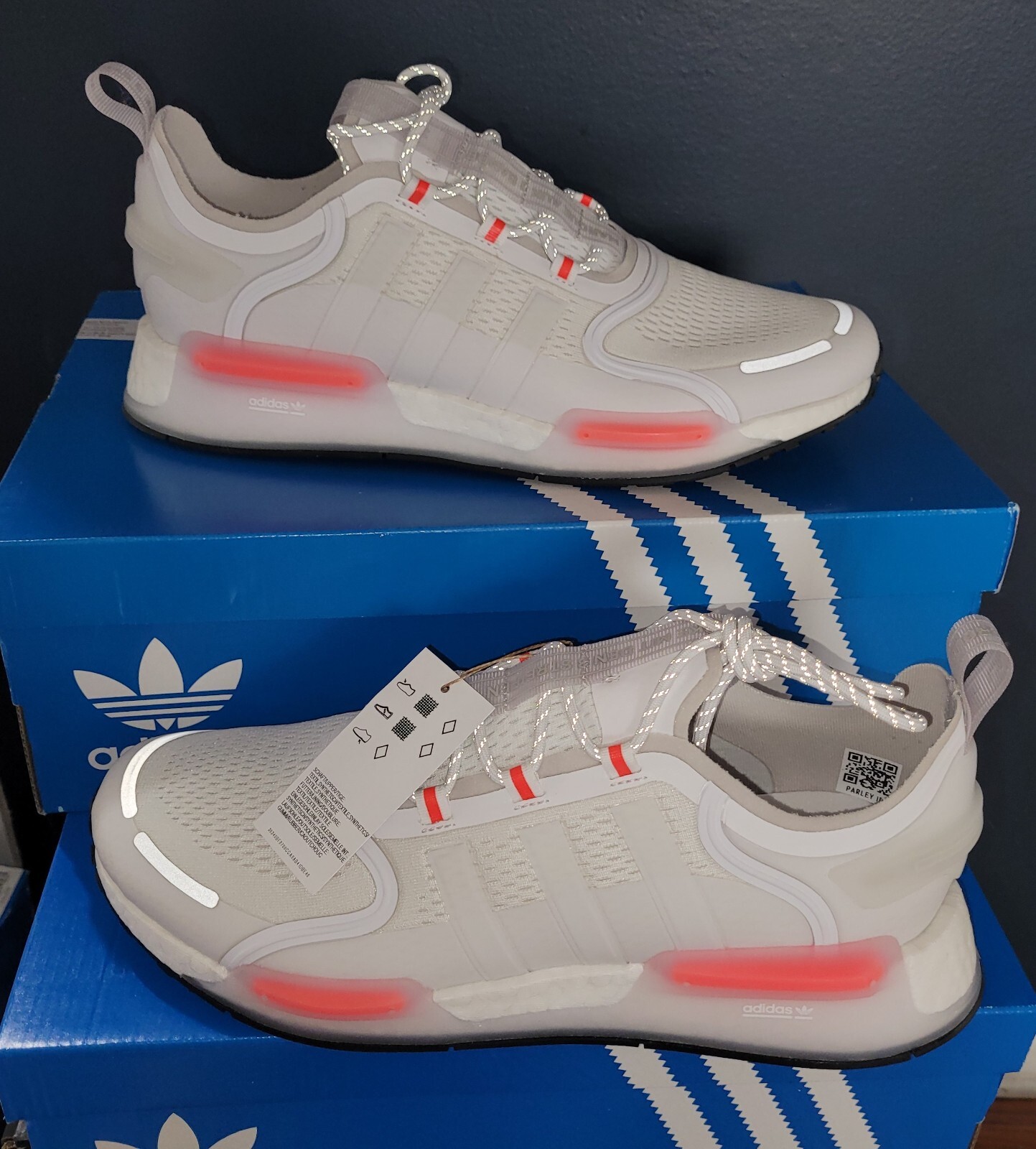 NEW AUTHENTIC ADIDAS ORIGINALS NMD_V3 "CLOUD WHITE CORE BLACK"  SHOES US 12 image 2