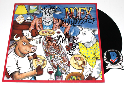 NOFXサイン NOFX BAND SIGNED LIBERAL ANIMATION ALBUM VINYL RECORD BECKETT COA