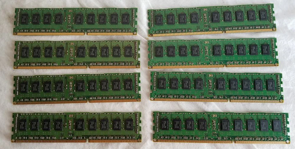 8x Kingston 2GB 240-Pin DDR3 SDRAM ECC Reg DDR3 1333 PC3 10600 KTH-PL313/2G - Image 4 of 4
