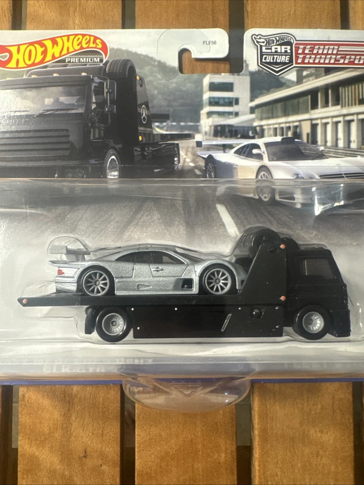 Mercedes-Benz CLK-GTR 1997 Hot Wheels Premium Team Transport/Fleet Street Foto 2 de 4