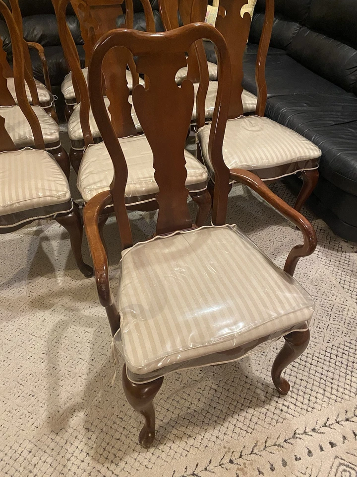 Vintage Dining Chairs SET Of 2 Queen Anne Style Dark Cherry Furniture EX Cond - Image 4 of 4