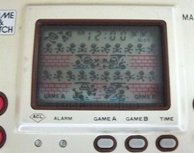 MANHOLE MH-06 NINTENDO GAME & WATCH GOLD BOXED 1981 JAPAN