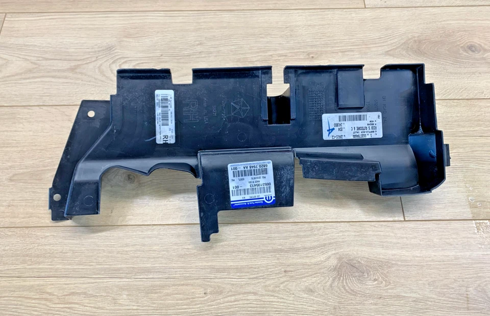 Jeep Cherokee 2014-2018 radiador deflector de aire izquierdo conducto de entrada 68207948AA OEM Foto 2 de 4