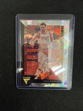2020-21 Panini Flux - Luka Dončić #37 Cracked Ice Prizm