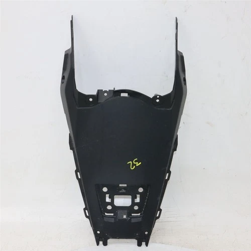 FENDER, REAR FRONT