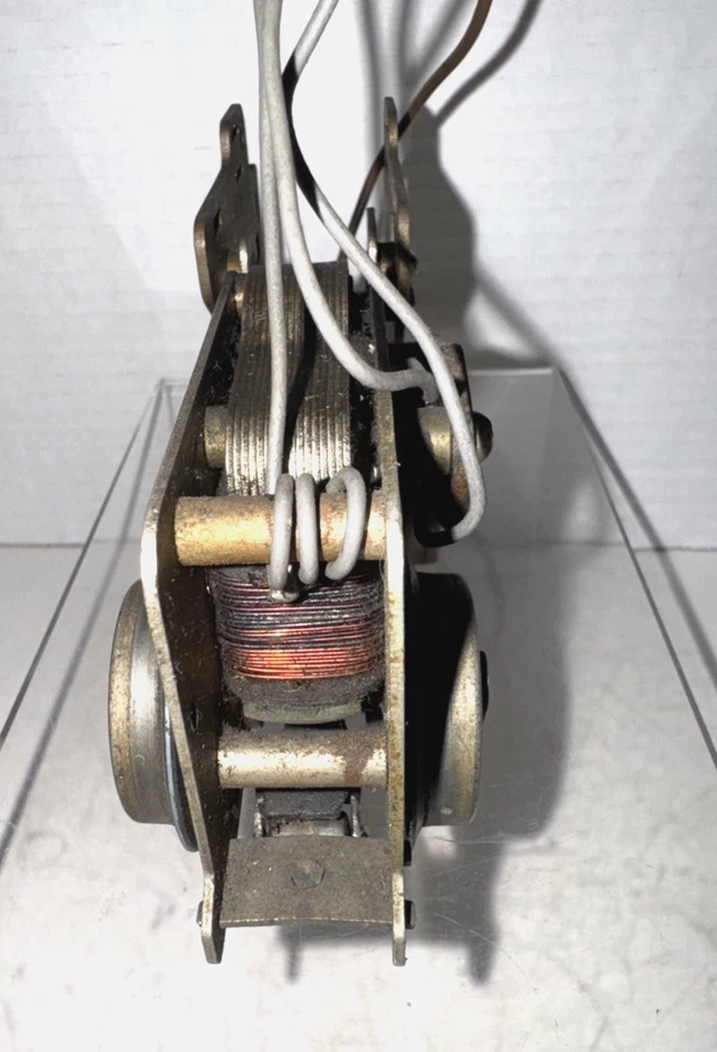 LIONEL PREWAR O-GAUGE 260E MOTOR  - RUNNING FINE - Image 4 of 4