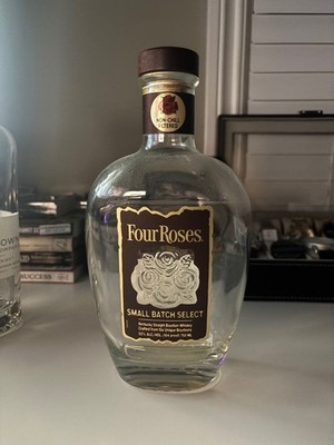 EMPTY Four Roses Small Batch Select Kentucky Bourbon Whiskey Glass Bottle 750 ml