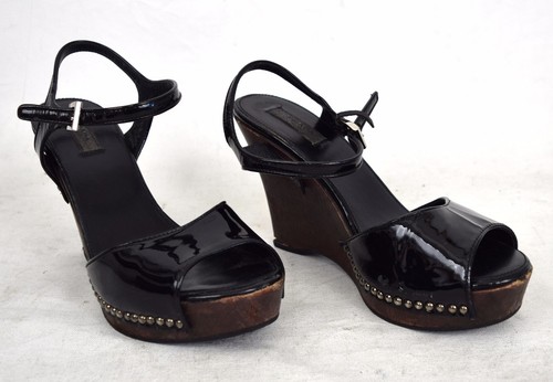 Prada Sandalias Negro Patente Cuero Zapatos De Cuña Con Plataforma  tachonado 36.5 para Mujer | eBay