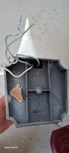 1980's Outdoor Light - Picture 8 of 8