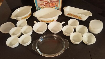 NEW IN BOX DYNAWARE 28 Piece Victoria Bakeware Set Cook Serve Ensamble