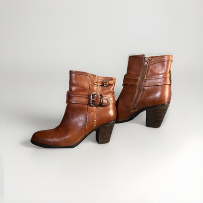 Sofft Leather Ankle Boots Womens Size 7.5 Wyoming Ebano Brown Ankle Strap Zip