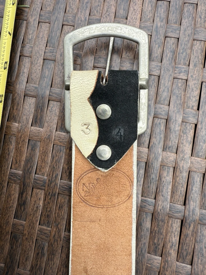 Vintage Nyovee Black And White Leather Belt.  Removable Buckle 34 - Image 3 of 4