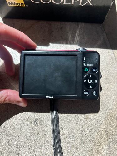 WORKING IN BOX TESTED NIKON COOLPIX L22 12mp 3.6x Zoom Red Digital Camera Bundle - Picture 7 of 12