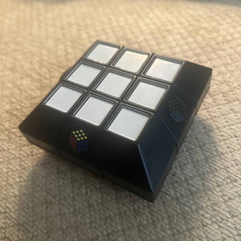 Игра-головоломка Rubik's Slide Electronic Cube - Techno Source 2010 Tested Works - Изображение 3 из 4
