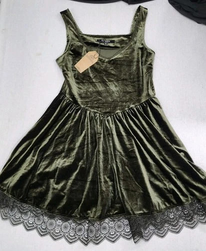 Disturbia Orbweb Lace Hem Velour Mini Dress Dark Green NWT Size 10 Whimsigoth