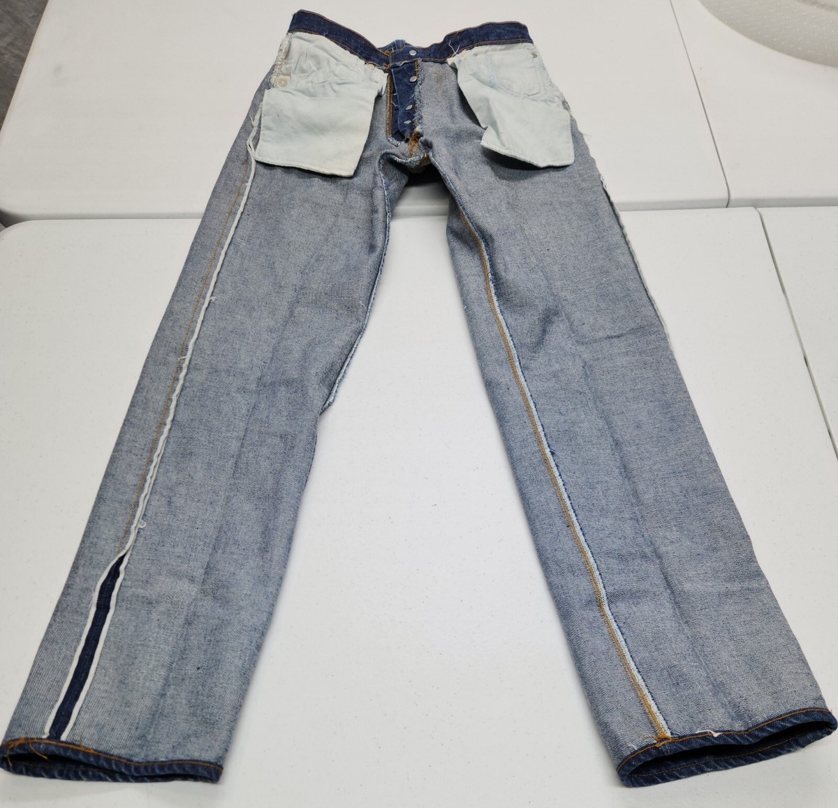 True Vintage 70s #6 Button Levi 501 Little e Selvage Jeans True Vintage 70s #6 Button Levi 501 Little e Selvage Jeans