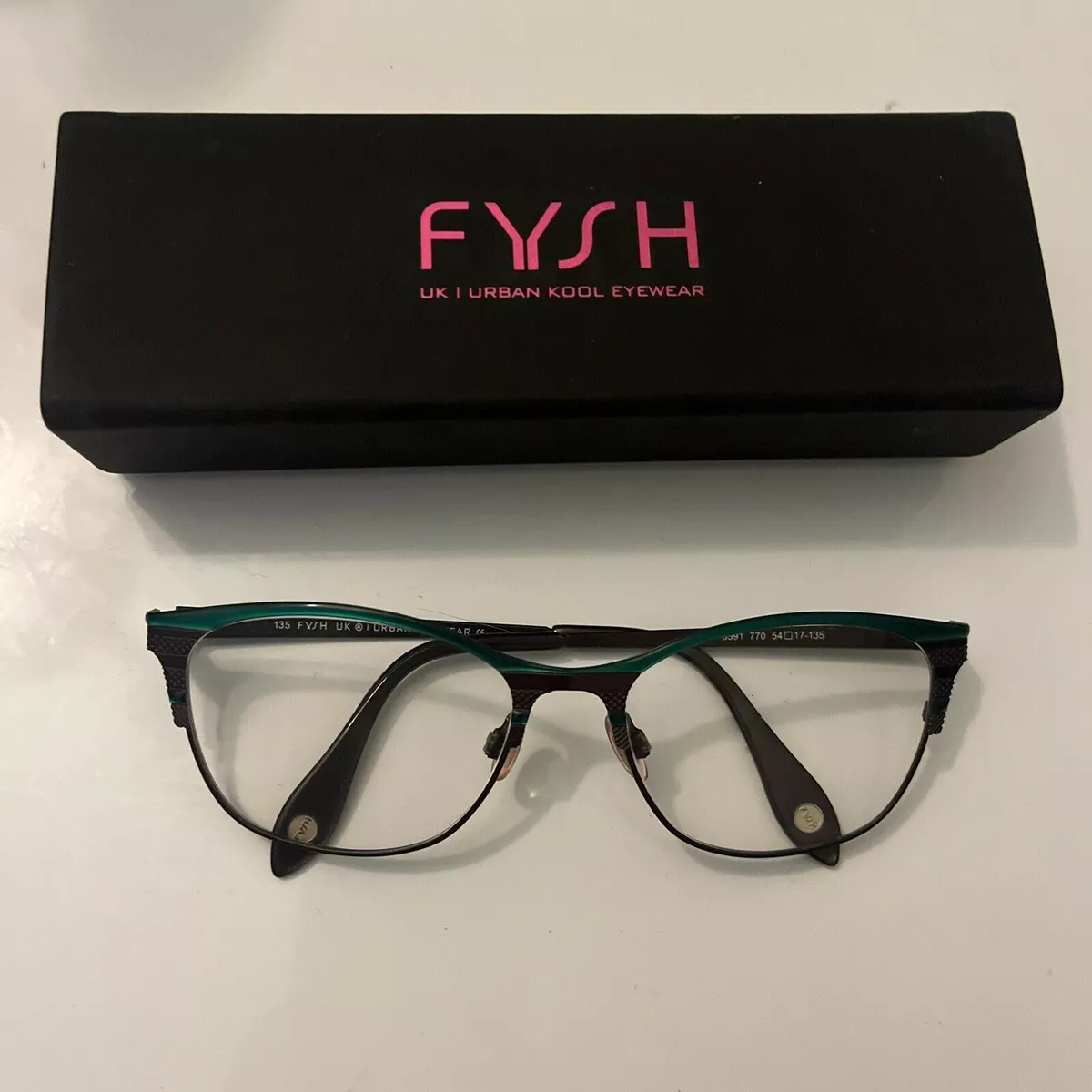 FYSH UK Urban Eyewear Eyeglasses with Case 3591 770 54 17 135 eBay