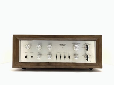ONKYO INTEGRA 733 Stereo Amplifier 34+34WRMS with WOOD BOX Vintage