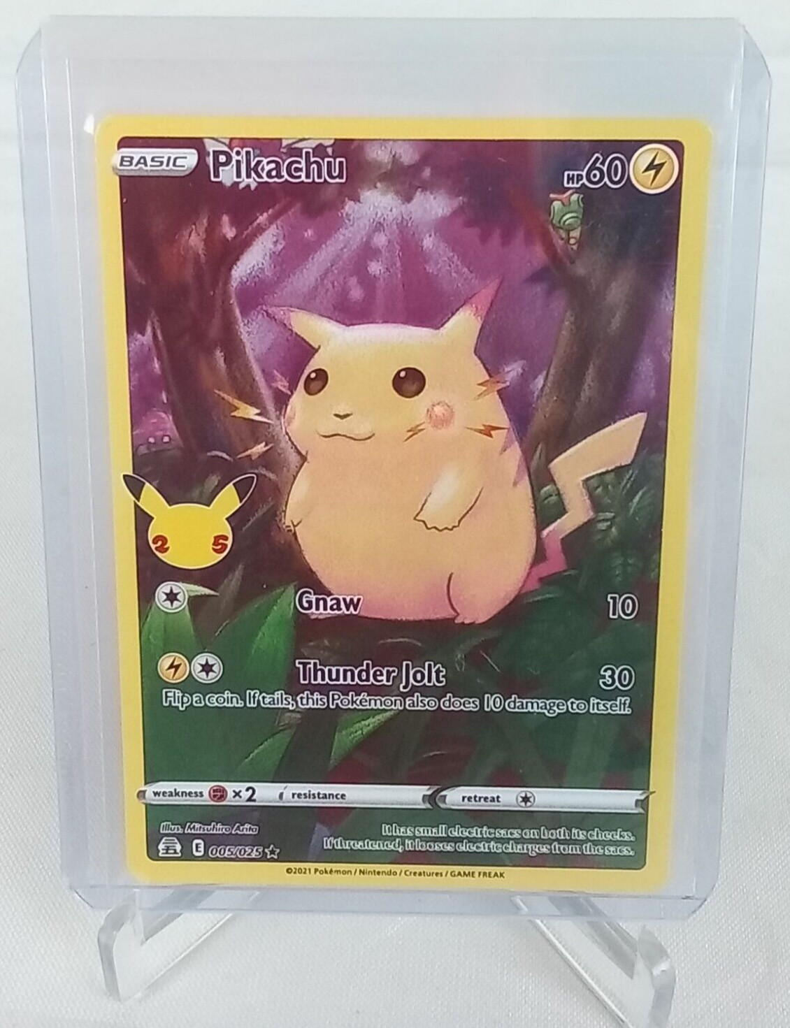 Pikachu 5/25 Rare Holo Pokémon Card 2021