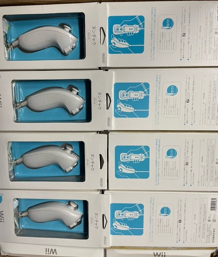 New OS Official Nintendo Brand Wii Nunchuck Shiro White RVL-004 - Japan Version - Picture 7 of 7
