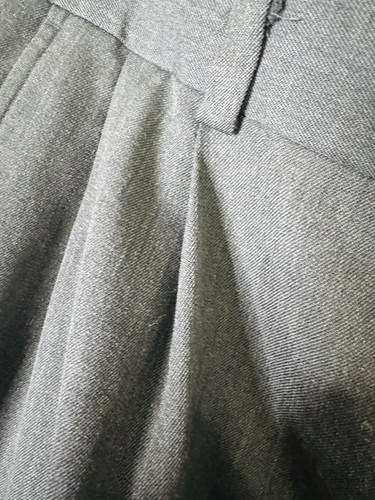 Eddie Bauer Pants Mens 36X30 Gray Wool Pleated Front Rolled Hem Tapered Trousers - Picture 3 of 9