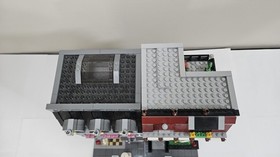 LEGO Creator Expert: Pet Shop (10218) Missing Pieces Listed In Description