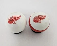 DETROIT RED WINGS NHL TEAM POOL BILLIARD TABLE BALL SET (2 BALLS)