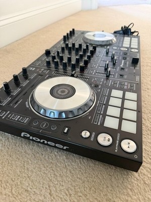 Pioneer DDJ-SX2 Performance DJ Controller Black with Pioneer Headphones/Cables