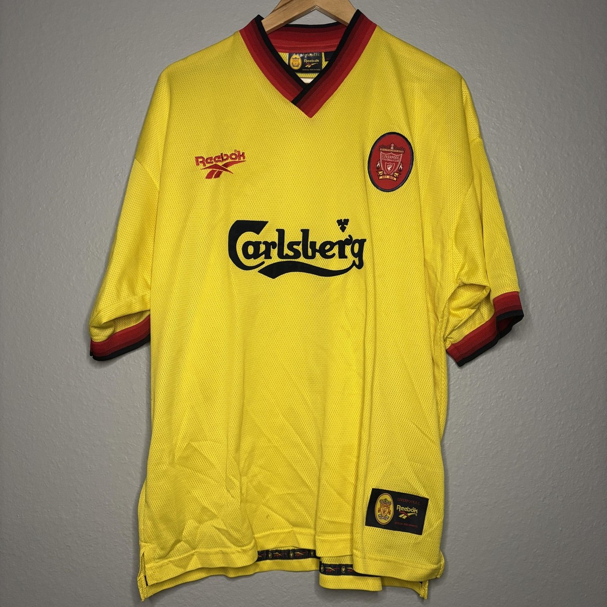 Vintage Liverpool Jersey Mens XL Yellow EPL Soccer Reebok