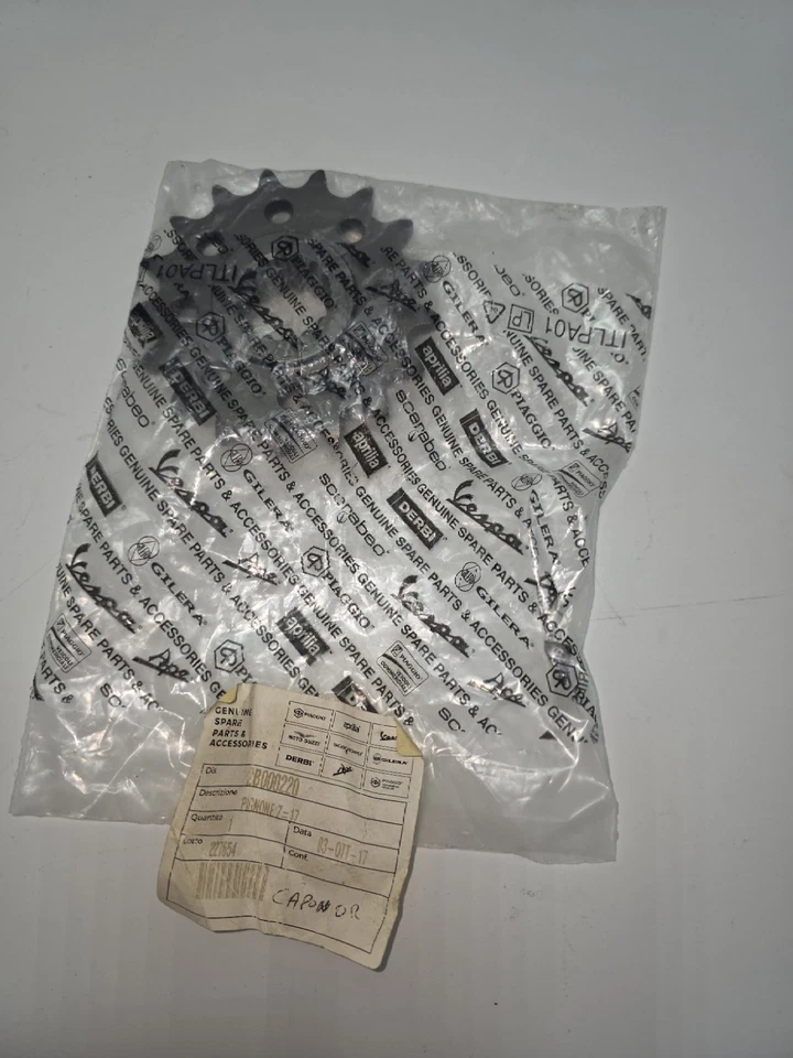 17-tooth sprocket, original Aprilia 1200 Caponord - image 3 of 4