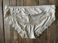 Vtg Secret Love M/L Nude Beige Hiphugger Bikini Panties W Lace