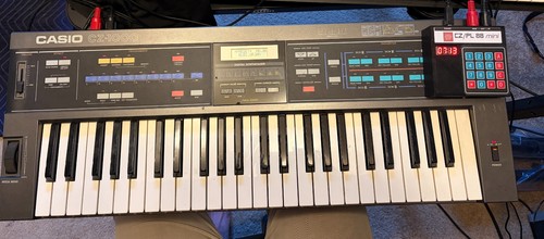 Casio CZ-1000 49-Key Synthesizer with +2000 Presets