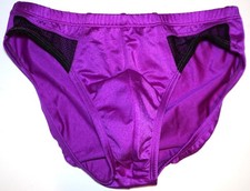 MENS PURPLE UNDERGEAR VINTAGE SWIM BRIEF MEDIUM HOLE ON FRONT