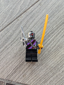 RETIRED LEGO 70724 NINJAGO ORIGINAL NINDROID MINIFIGURE MINIFIG FIGURE & WEAPONS